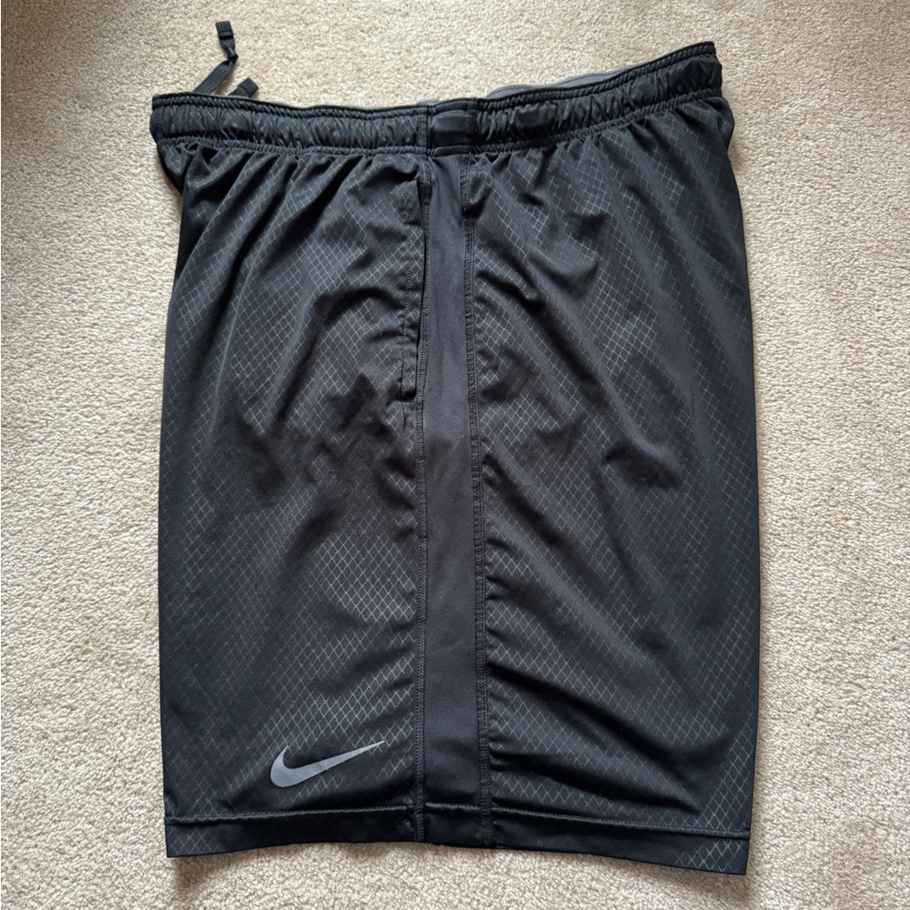 Nike Dri-Fit Basketball Shorts (2XL)